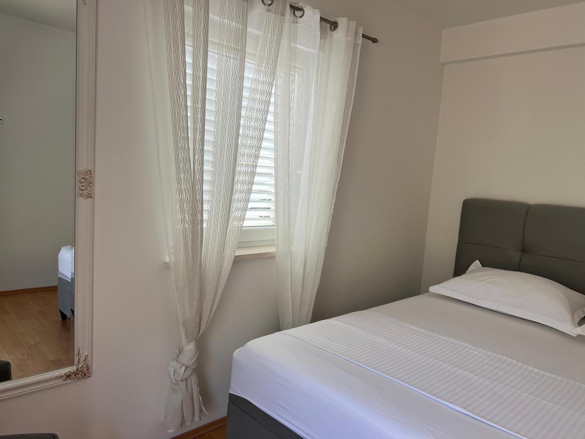 Ana Exclusive Apartments เยลซา ภายนอก รูปภาพ